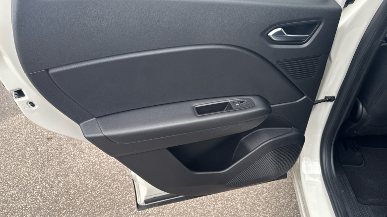 Renault Captur 1.0 TCE 100 Iconic 5dr Petrol Hatchback